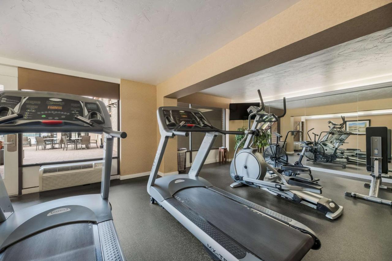 סדר סיטי Best Western Town And Country Inn מראה חיצוני תמונה